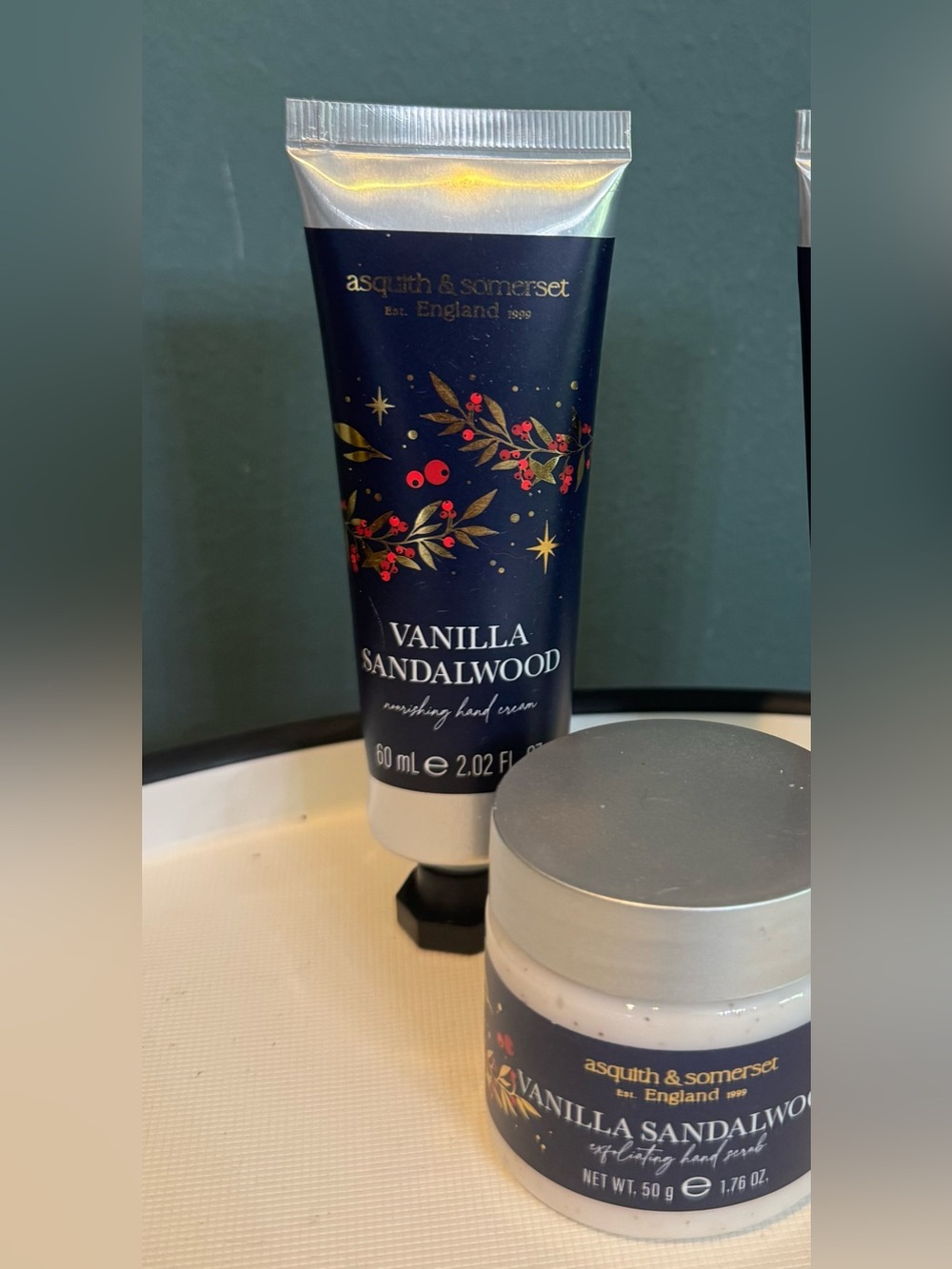 asquith & somerset Vanilla Sandalwood Nourishing Hand Cream and scrub